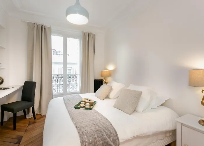 La Du Senateur باريس